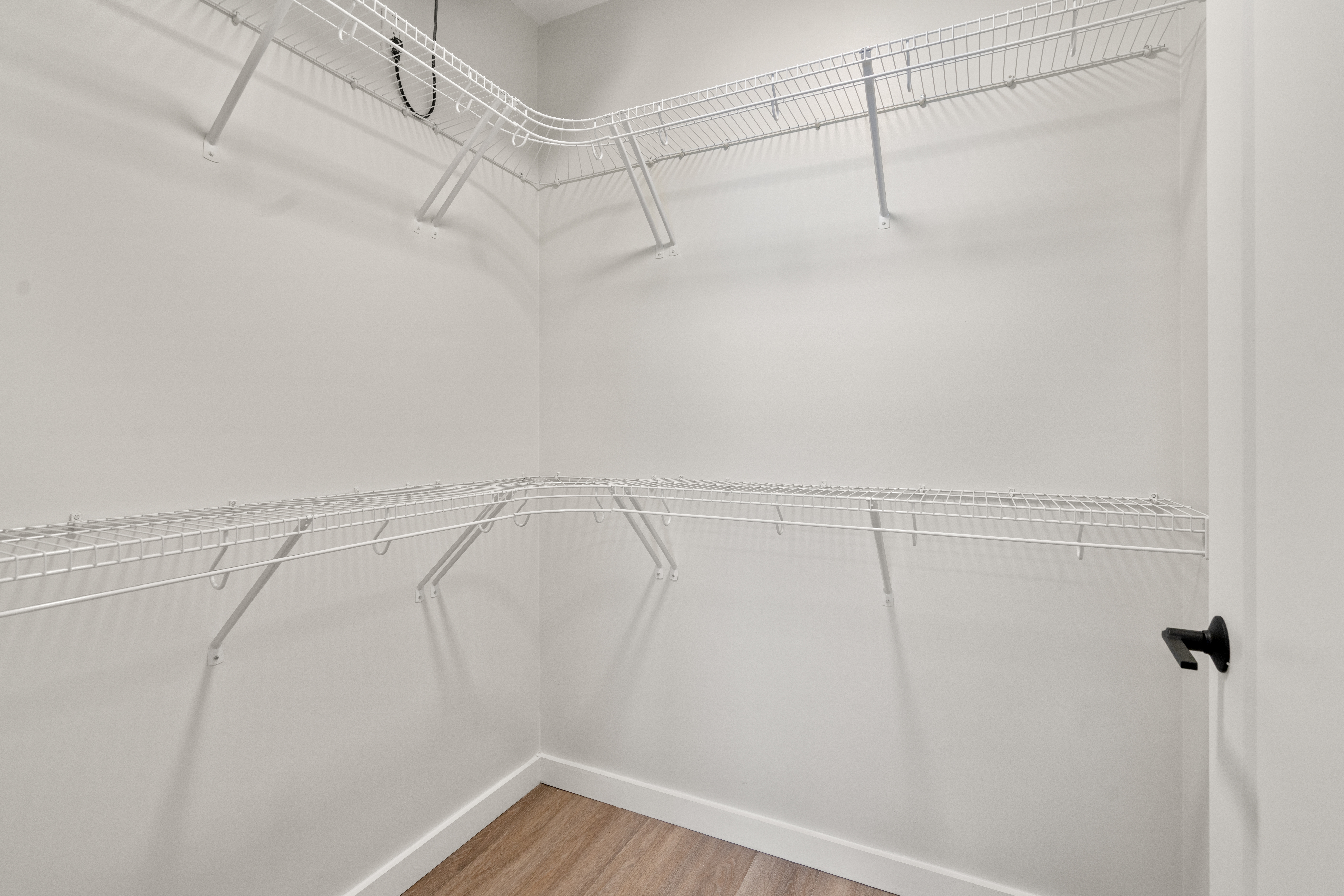 22 print Image 18 of 31