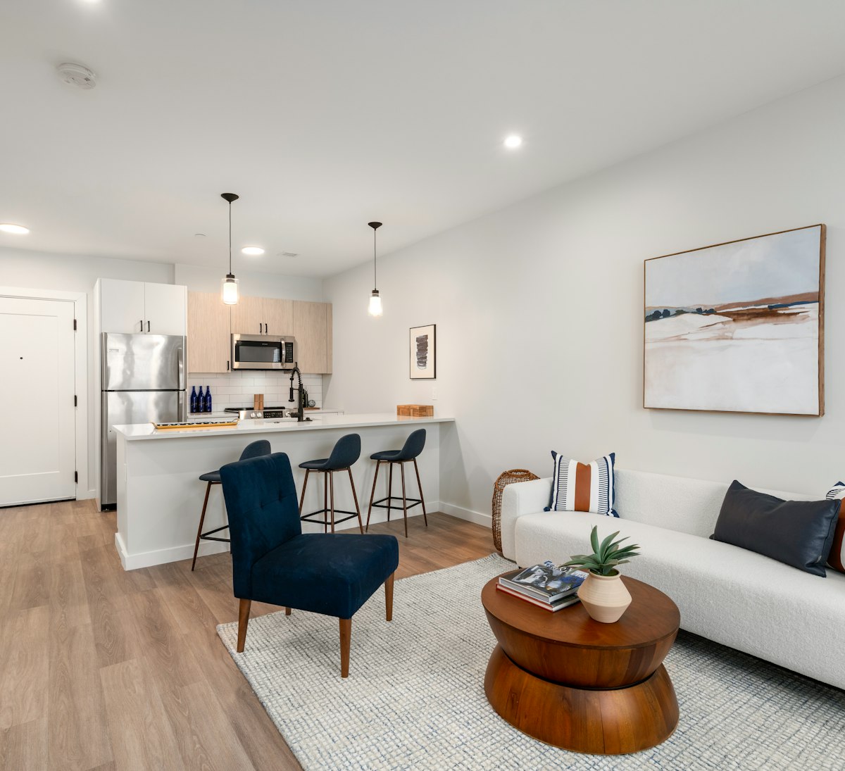 6 print Image 11 of 31